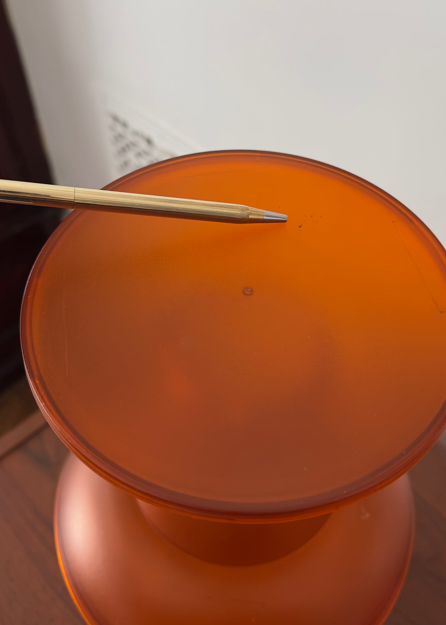 Orange Pushpin Lamp by Visualgram