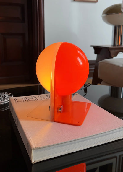 1970s Guzzini 'Sirio' Table Lamp in White / Orange